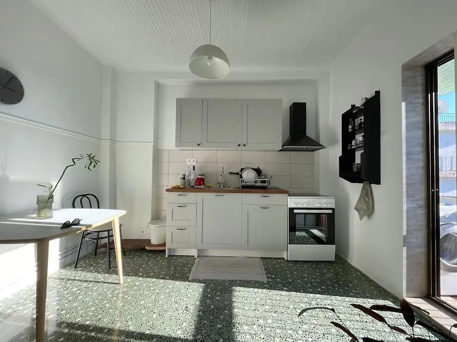 Comfortable And Elegant Flat In Thessaloniki Apartman